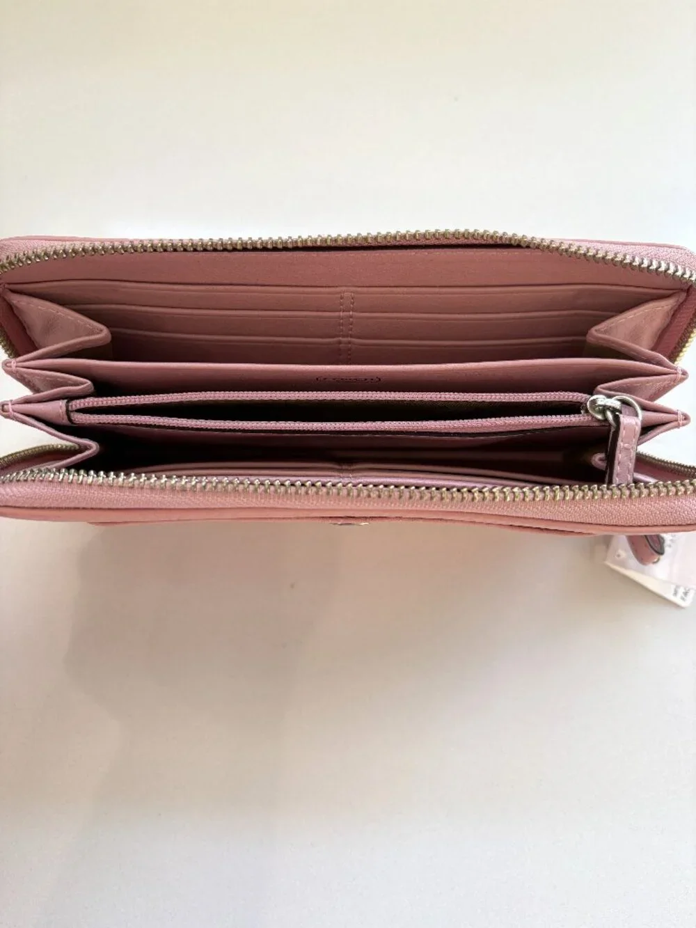 Coach Chelsea Pebbled Leather Accordion Zip Around Wallet Blush Pink 40596 NEW